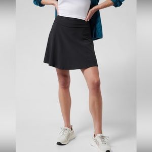 NWT Athleta All Day Skort, Size 6, Black
